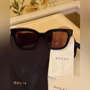 Gucci Pink and Black Sunglasses